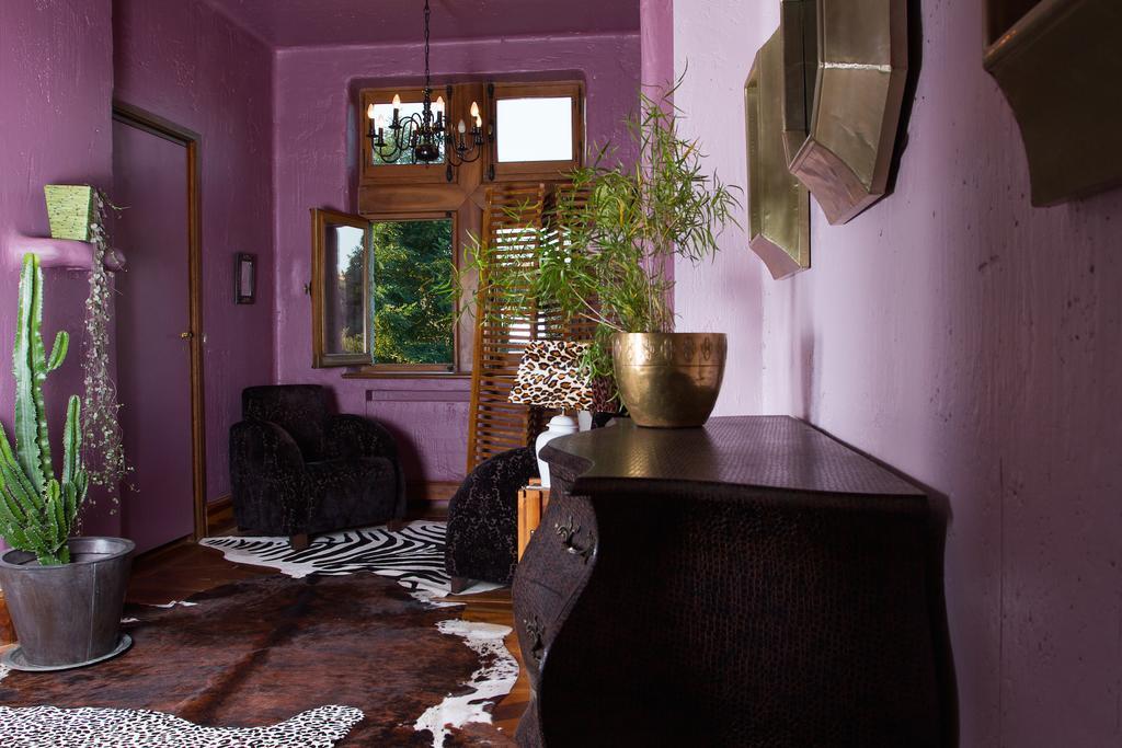 Chateau Du Besset Saint-Romain-de-Lerps Room photo